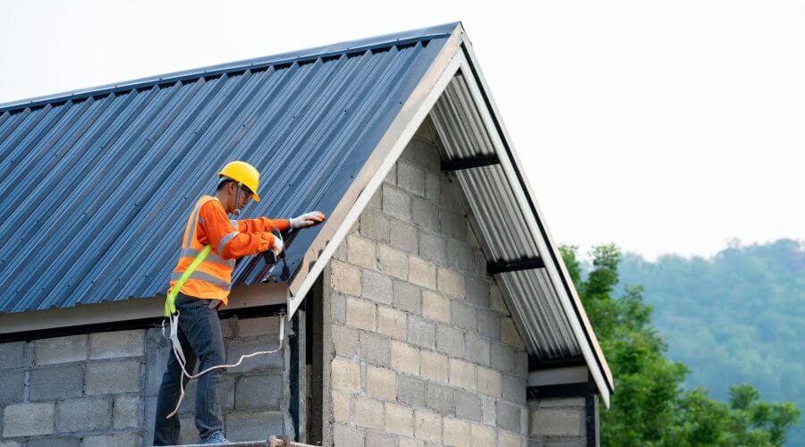 Expert top industrial roofings services in Denmark, IA